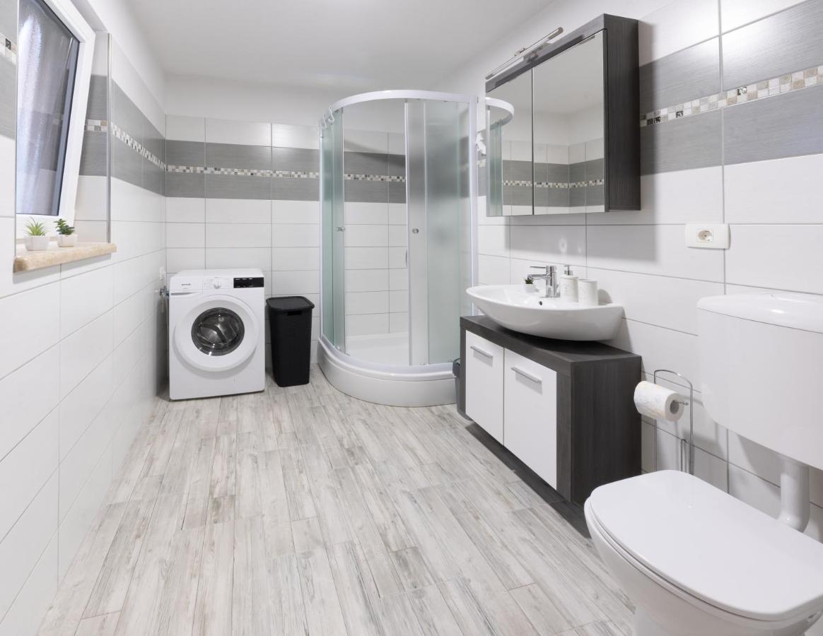 Apartments Gea Луция Экстерьер фото